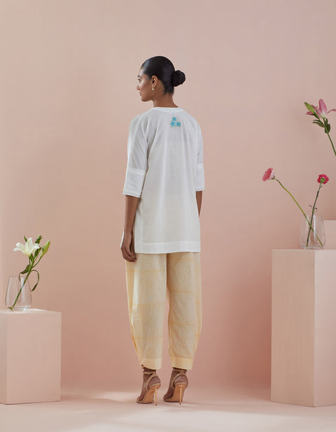 100% Authentic Cotton Tunic with Stylized Pinstripe Pants – Co-ordinate Set of 2 | Vinusto

