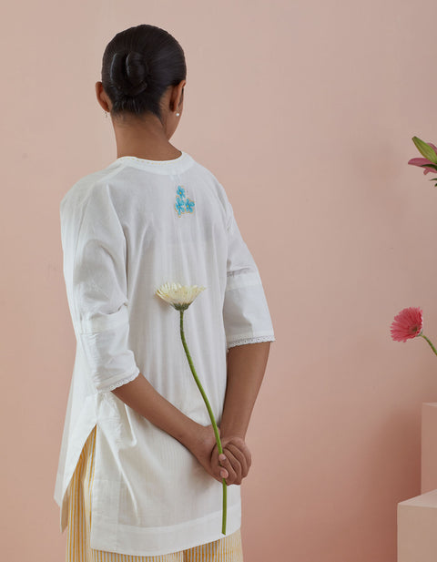Buy Cotton Tunic with Stylized Pinstripe Pants – Co-ordinate Set of 2 | Vinusto

