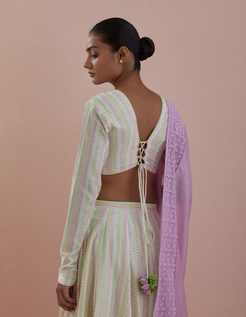 Buy Lehanga Set- Textured Cotton Skirt And Blouse In Off White And Pink Chanderi Dupatta (Set Of 3) - By Vinusto
