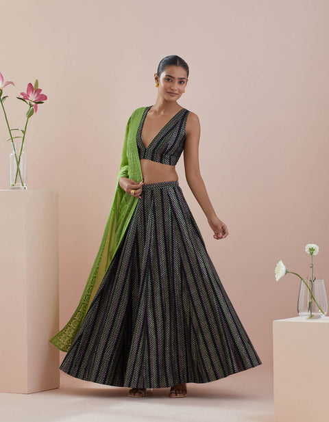 Order Lehenga Set- Textured Cotton Skirt And Blouse In Black And Green Chanderi Dupatta (Set Of 3) - By Vinusto