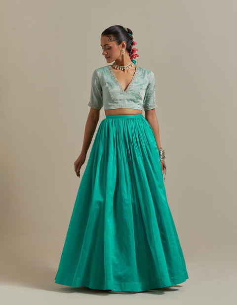 Buy Aqua Green Chanderi Skirt with Embroidered Zari Blouse & Dupatta Set of 3 | Vinusto