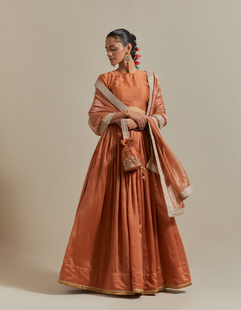 Shop Chanderi Skirt Set in Saffron Brown with Zari Striped Dupatta – Vinusto


