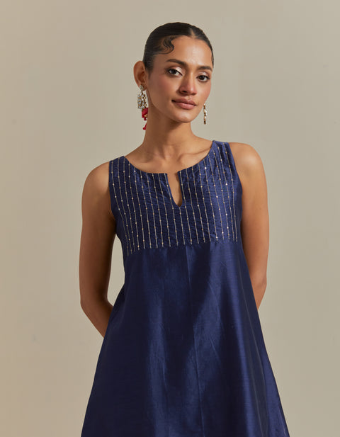 Order Embroidered Coordinate Set in Blue Chanderi Handloom – Set of 2

