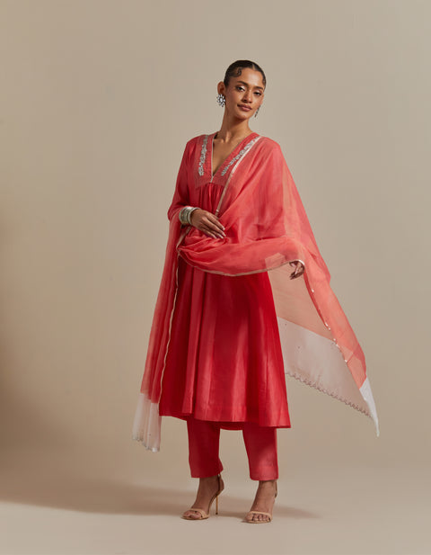Embroidered Pink Chanderi Kurta & Pants  with Dupatta (Set of 3)