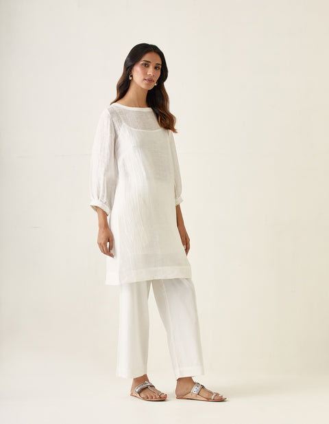Premium A Line Linen Silk Kurta & Stole with Cotton Glaze Pants in White (Set of 4) - By Vinusto 
