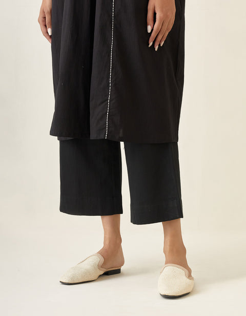 Premium Kaftan Style Kurta Set In Black Cotton with Off White Embroidery (Set of 2) - By Vinusto