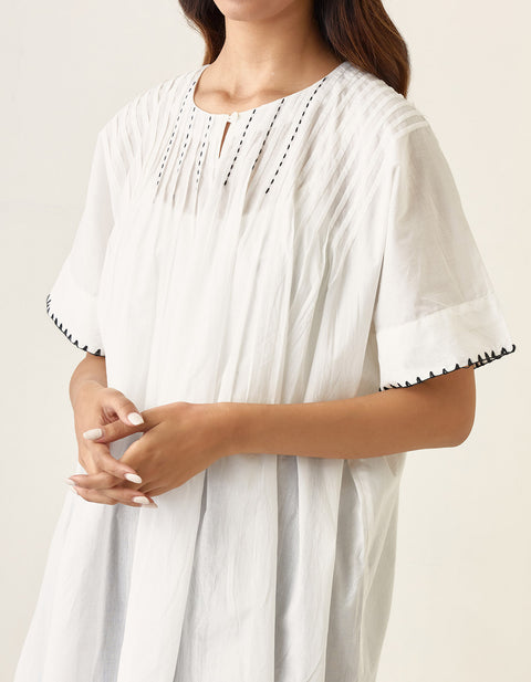 Order White Pin tucks Kaftan with Kantha Stitch and Black Pants in Cotton (Set of 2) - By Vinusto 