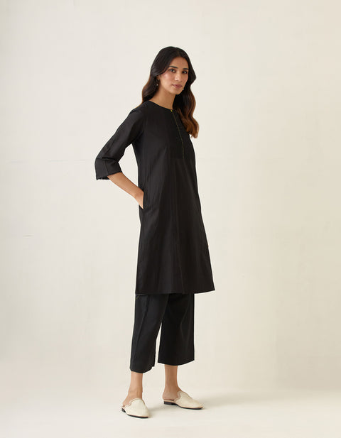 Order A-Line Pin Tuck Kurta with Pants in Black Cotton (Set of 2) | Vinusto