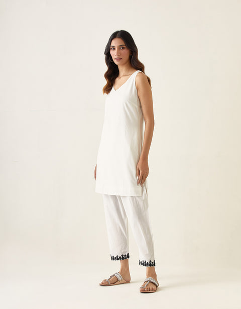 Buy Short Kurta & Embroidered Salwar in White Cotton (Set of 2) - By Vinusto 