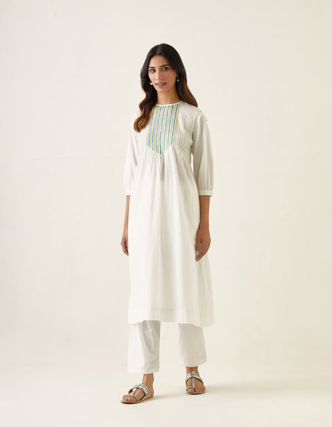 Buy Embroidered Pin tucks Kurta with Salwar in Off White Cotton and Chanderi Handloom Dupatta in Lime (Set of 3) - By Vinusto