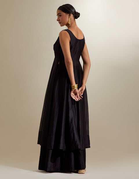 Premium Black Plunge V-Neck Chanderi Kurta & Palazzo Set (2-Piece) | Vinusto