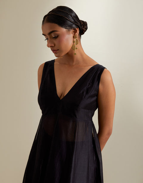Order Black Plunge V-Neck Chanderi Kurta & Palazzo Set (2-Piece) | Vinusto