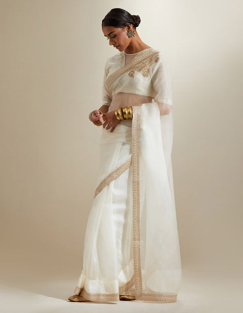 Buy Ivory Katan Saree with Lace Border & Embroidered Chanderi Blouse (Set of 2) | Vinusto
