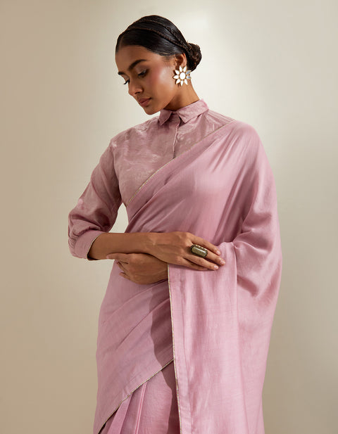 Order Light Pink Chanderi Saree with Lace Trim & Zari Blouse (Set of 2) | Vinusto
