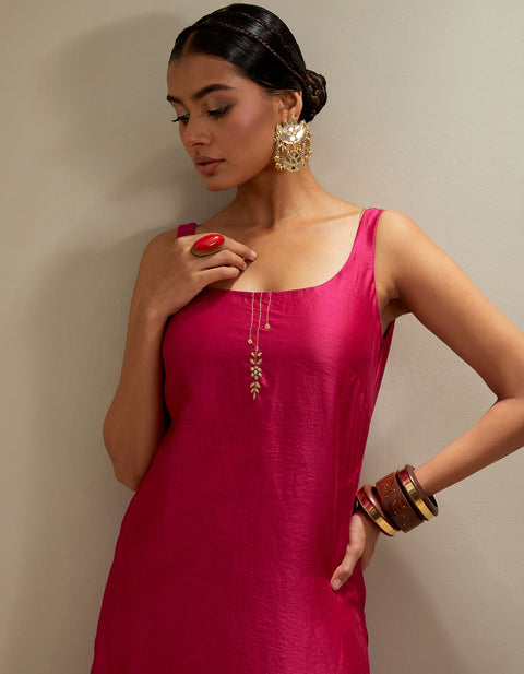 Luxury Strappy Short Kurti with Cotton Sharara & Embroidered Katan Dupatta – Hot Pink (Set of 3) | Vinusto