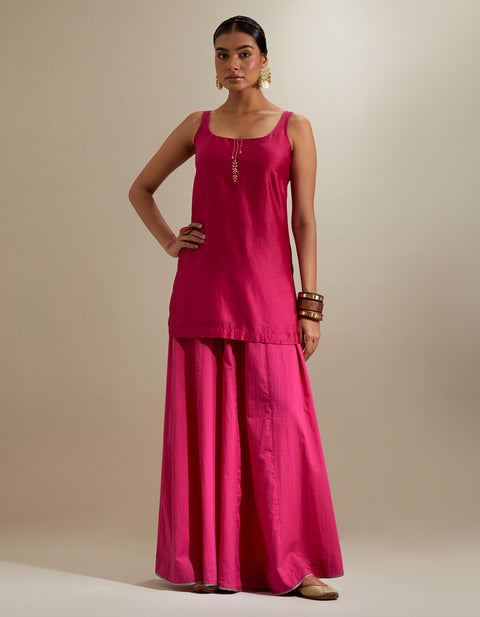 Buy Strappy Short Kurti with Cotton Sharara & Embroidered Katan Dupatta – Hot Pink (Set of 3) | Vinusto