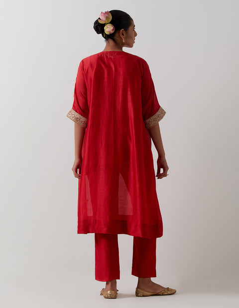 Premium Red Embroidered Chanderi Kaftan Set | Vinusto