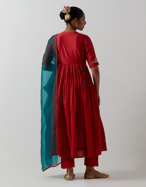 Premium Red Embroidered Chanderi Anarkali Set | Vinusto