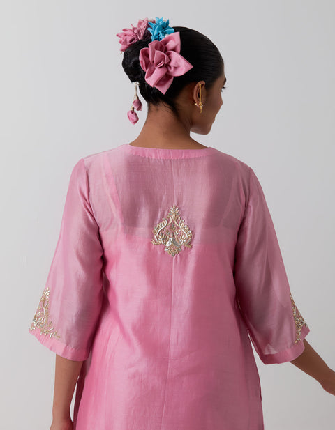 Luxury Pink Chanderi Embroidered Kurta with Wrap-Around Pants (Set of 3) – Vinusto