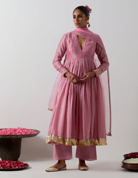 Shop Light Pink Chanderi Wrap Anarkali Set with Embroidered Katan Dupatta – Vinusto
