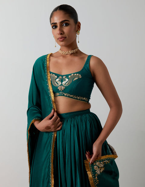 Order Deep Green Hand-Embroidered Chanderi Lehenga Set | Vinusto