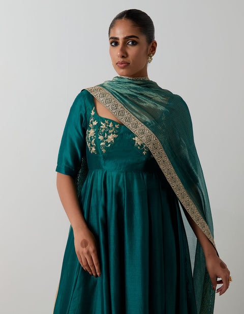 Luxury Deep Green Embroidered Corset Anarkali Set | Vinusto