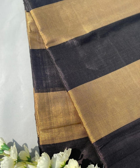 Handwoven Zari Fabric in Black & Gold (Handloom)