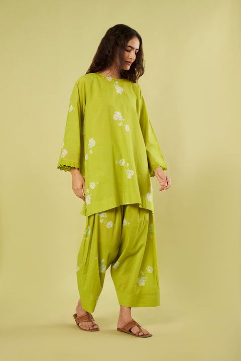 Printed Cotton Short Kurti with Lace Details,  Farshi Salwar with Pink Chiffon Dupatta(Set of 3)