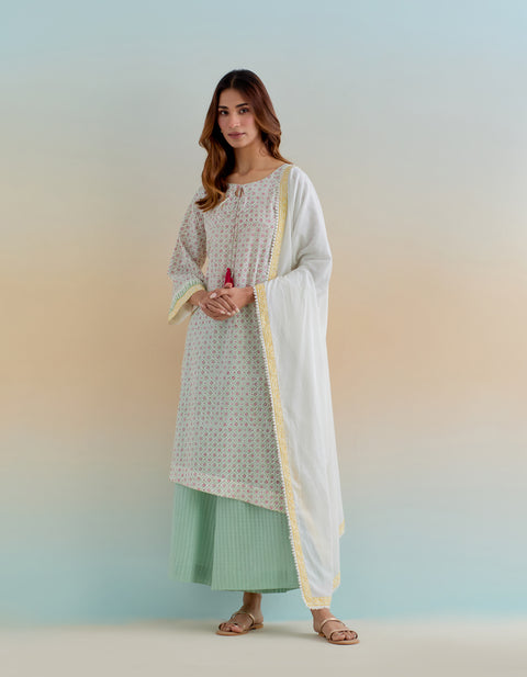 Shop Cotton Asymmetrical Hem Kurta with Palazzo and Dupatta in Ditsy Hand Block Print (Set of 3) - By Vinusto

