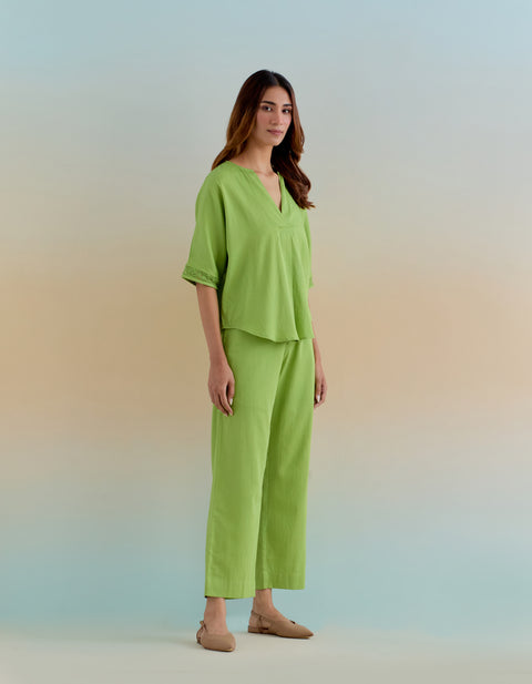 Luxury Green Cotton Co-Ord Set - Top & Pants (Set of 2) | Vinusto