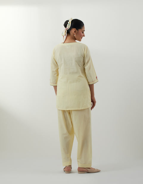 Premium Butter Yellow Kurta & Salwar Set – Vinusto Office Wear 2025

