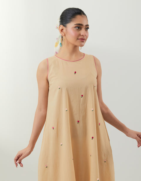 Premium Beige Embroidered Cotton Kurta Set – Vinusto Office Wear 2025

