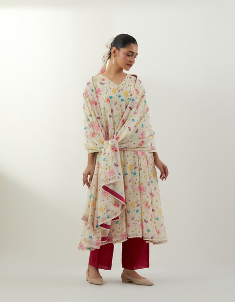 Shop Floral Chanderi Anarkali Set – Vinusto Office Wear Collection 2025

