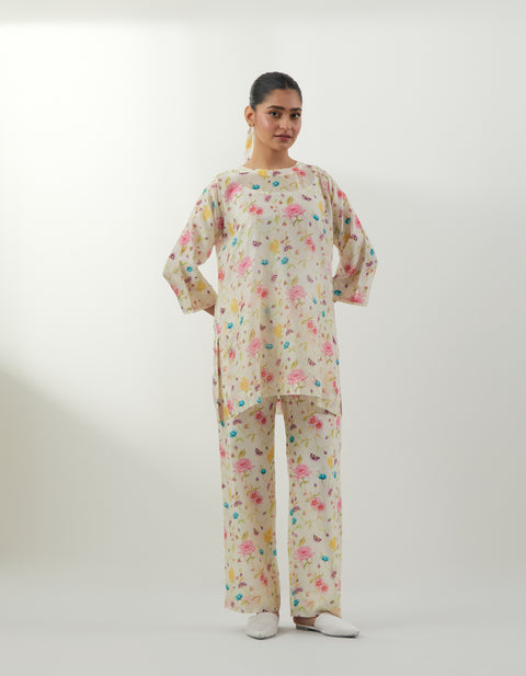 Printed Short Kurta and Pants with Slip (Set of 3)