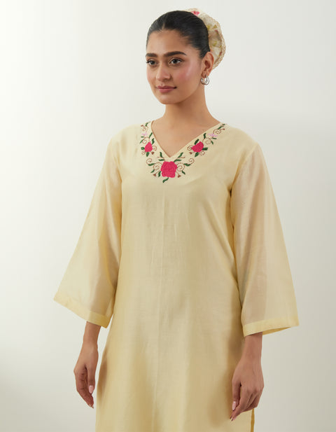 Buy Embroidered Kurta Set with Dupatta – Vinusto Office Wear 2025

