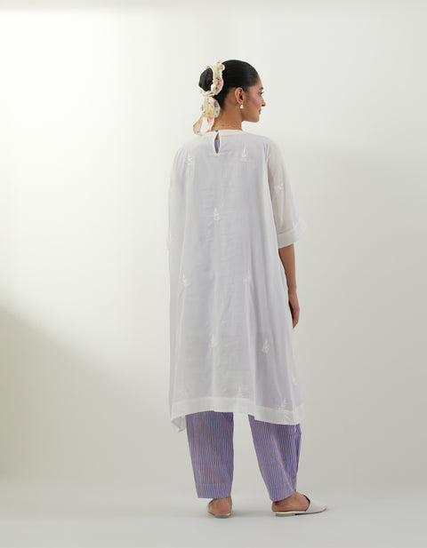 100% Authentic Chikankari Kaftan Kurta Set – Vinusto Office Wear 2025

