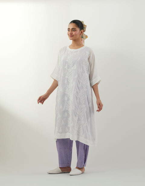 Luxury Chikankari Kaftan Kurta Set – Vinusto Office Wear 2025

