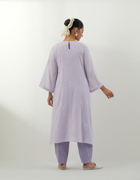 100% Authentic Lavender Chikankari Kurta Set – Vinusto Office Wear 2025


