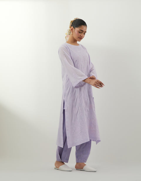 Buy Lavender Chikankari Kurta Set – Vinusto Office Wear 2025

