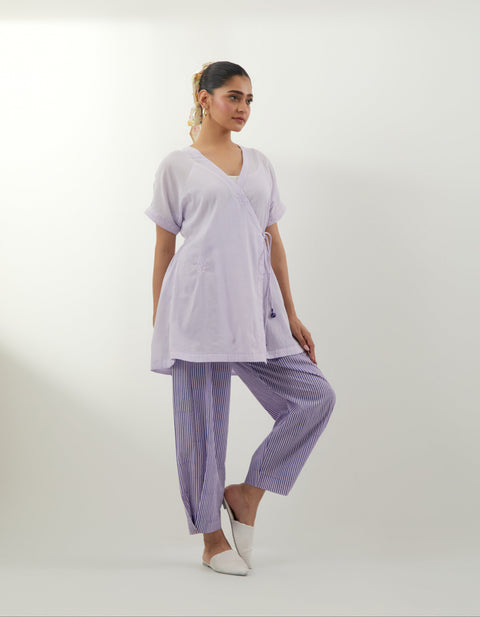 Buy Lavender Chikankari Tunic Set – Vinusto Office Wear 2025

