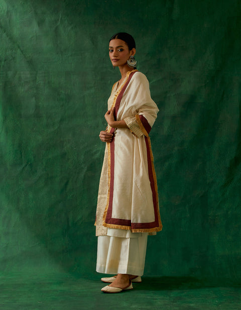 Buy Color Block Gold Zari Kurta with Woven Chanderi Dupatta & Palazzo (Set of 3) -  By Vinusto
