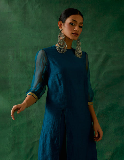 Handcrafted High Slit Kurta with Embroidered Lace & Pants in Teal Blue Chanderi Handloom (Set of 2) - By Vinusto
