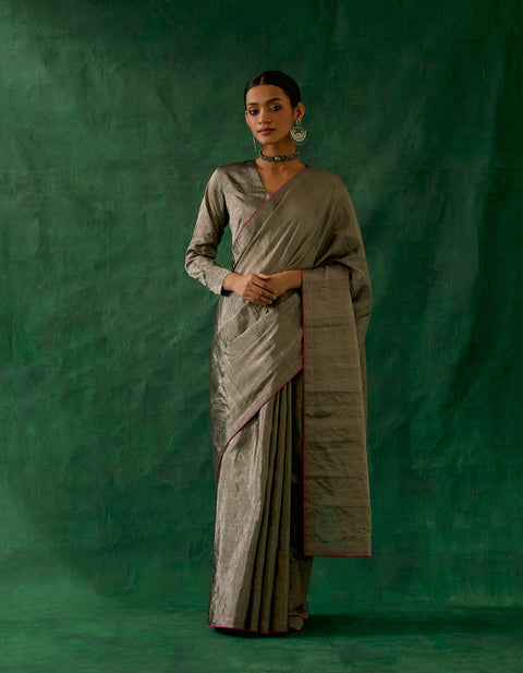 Order Coord Set- Handcrafted Black Silver Zari Silk Saree With Blouse (Set Of 2) - By Vinusto
