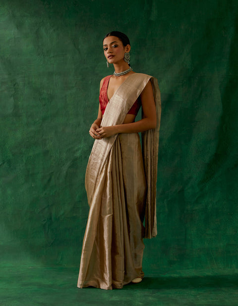 Buy Coord Set- Handcrafted Beige Gold Zari Silk Saree With Red Chanderi Blouse (Set Of 2) - By Vinusto