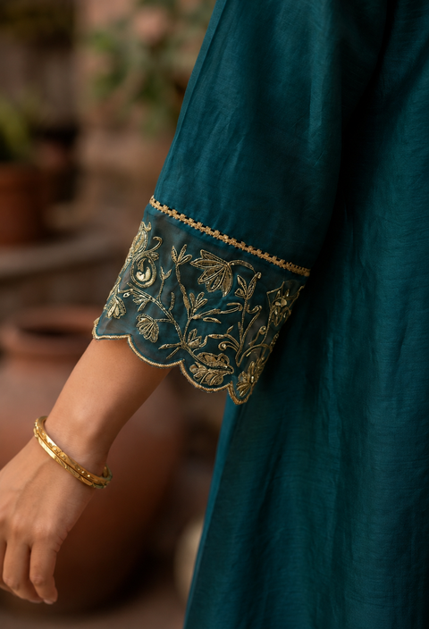 Teal High Low Embroidered Chanderi Kurta Set with Tissue Dupatta (Set of 3)
