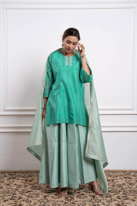 Buy Aqua Short Kurta with Mint Flare Palazzo & Dupatta in Chanderi Handloom (Set of 3) - By Vinusto