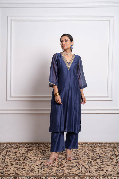 Shop Embroidered Straight Kurta & Pants in Blue Chanderi (Set of 2) by Vinusto