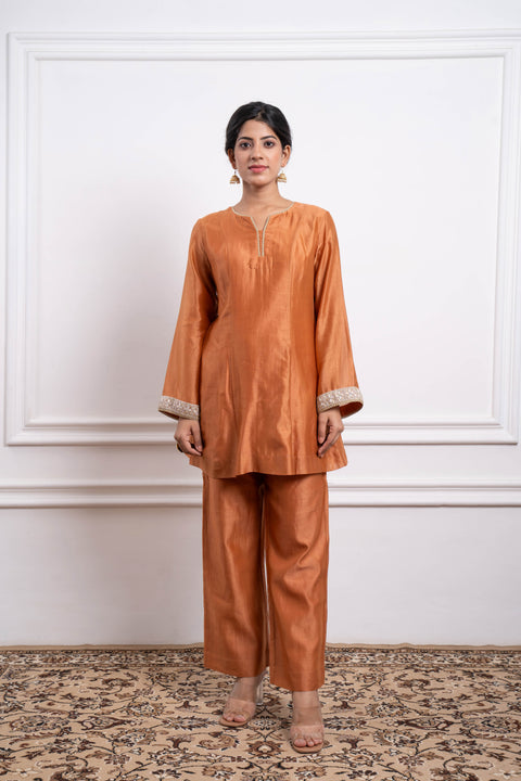 Buy Saffron Brown Short Kurta & Pants Coord Set in Chanderi – Set of 2 | Vinusto