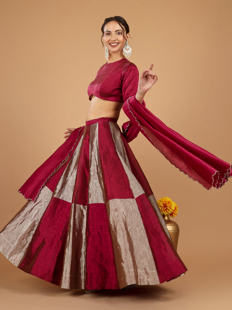 Beige & Plum Chessboard Zari Lehenga with Blouse & Chanderi Dupatta (Set of 3)