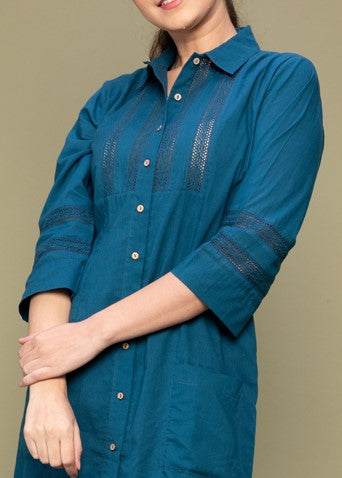 Luxury Teal Blue Cotton Shirt Dress with Lace Inserts | Vinusto